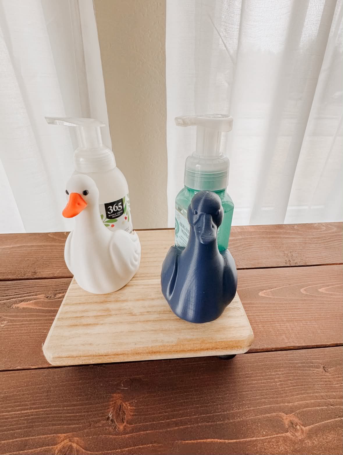 Goose Soap Holder